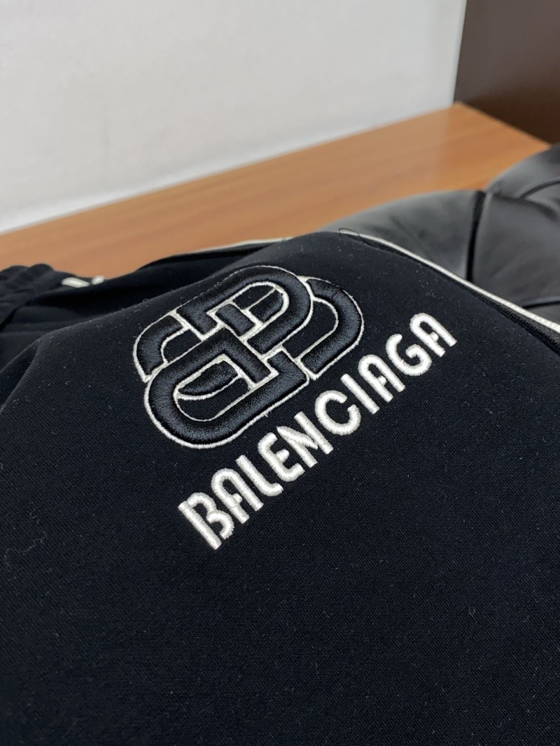 Ba1en*iaga long pants